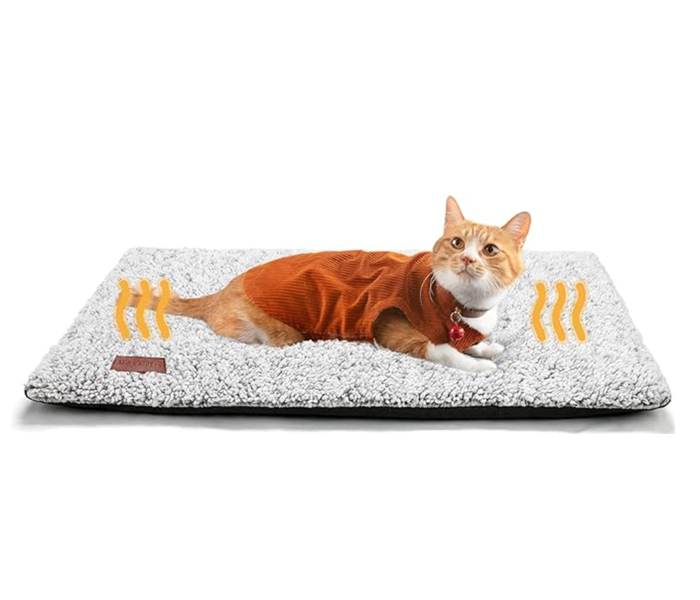 Self-Heating Cat Bed